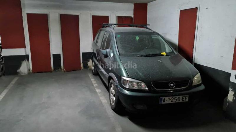 Foto 7417e544-0306-4e48-933b-6b62a2621eb1. Autoparkplatz in Mestalla Valencia