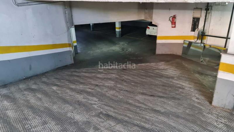 Foto ce4a7027-6ccb-4f0a-be8d-93fa36b6abdc. Car parking in Sant Francesc Valencia