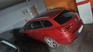 Aparcament cotxe  Baix. Plaza de parking en valencia en ciutat vella  baix