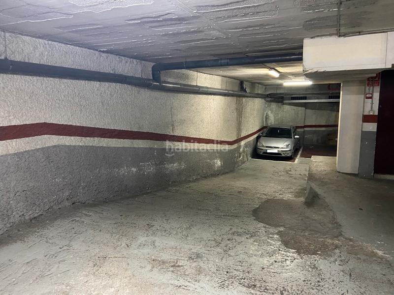 Foto 337dc5b5-8240-456b-a935-3122808e3bf6. Parking coche plaza de parking en sants constitucio en Barcelona