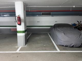 Aparcament cotxe  Travessera de les corts. Plaza de parking en barcelona en les corts  travessera de les co