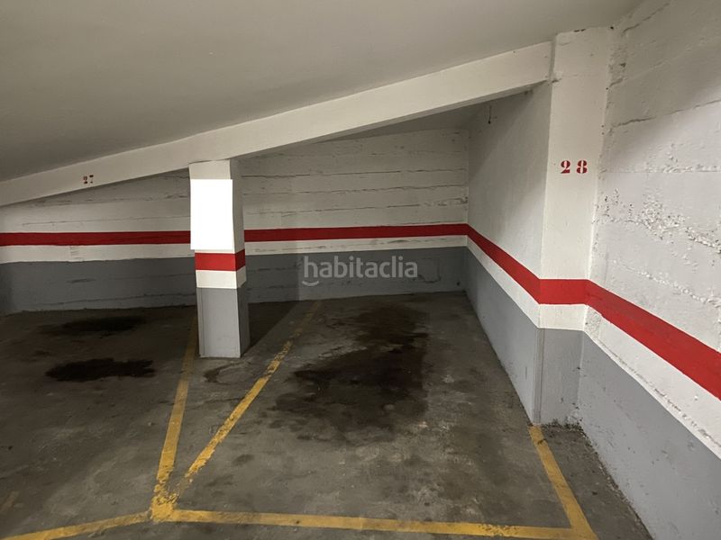 Foto a6e2b3e8-599e-4a7c-98a2-751943689216. Aparcament cotxe a Sants Barcelona