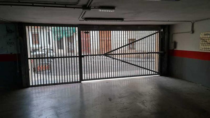 Foto 741a9dec-00cd-4a76-8342-79a462c15460. Parking voiture dans El Mercat Valencia