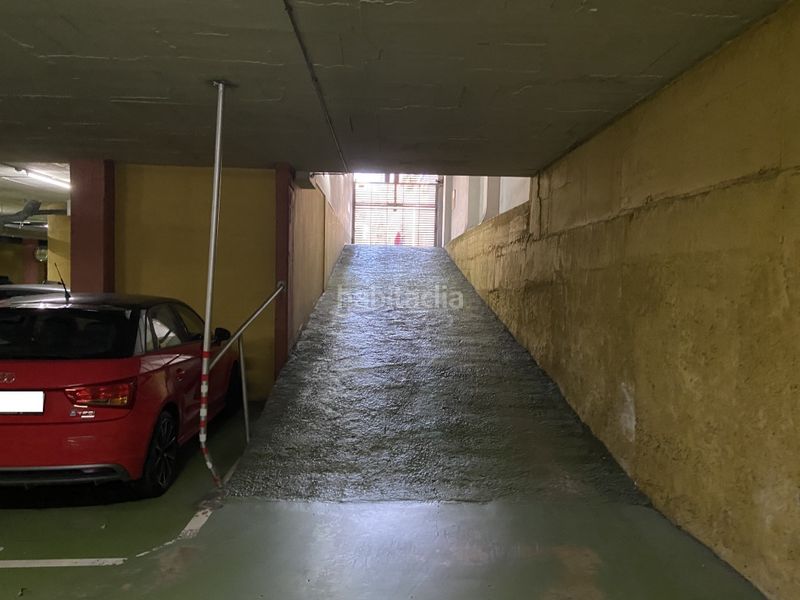 Foto 7a8f0a17-4f13-4922-8c86-aa96c7568324. Aparcament cotxe a Vallcarca - Penitents Barcelona