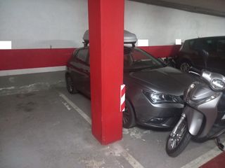 Posto auto  Sagrada familia. Plaza de parking en badalona en llefia  sagrada familia