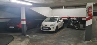 Aparcament cotxe  Guillem de castro. Plaza de parking en valencia en ciutat vella  guillem de castro