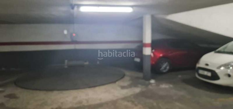 Foto fa45a83d-ece5-42d2-8ffd-f5ad6dc39168. Posto auto in El Botànic Valencia