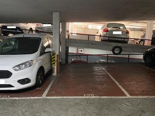 Aparcament cotxe  La gleva. Plaza de parking en barcelona en sant gervasi  la gleva