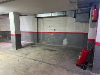 Aparcament de moto  D´america. Plaza de parking en barcelona en baix guinardo  damerica