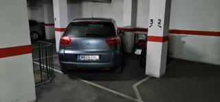Aparcament cotxe  Maximiliano thous. Plaza de parking en valencia en campanar  maximiliano thous