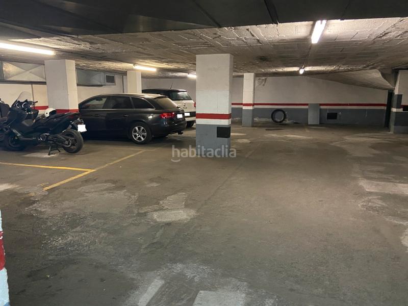 Foto 4c5542a7-d3fb-4191-ab02-53a57938d3cf. Parking voiture dans Tres Torres Barcelona