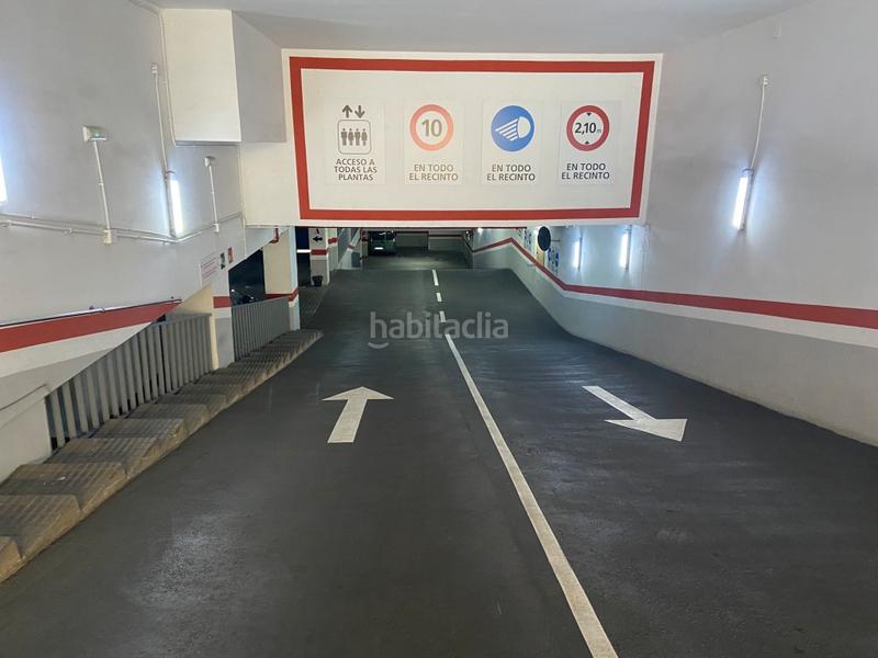Foto 41d9287f-ef32-4637-8e98-ca64ed5d64d7. Parking coche plaza de parking en camp d en grassot industria en Barcelona
