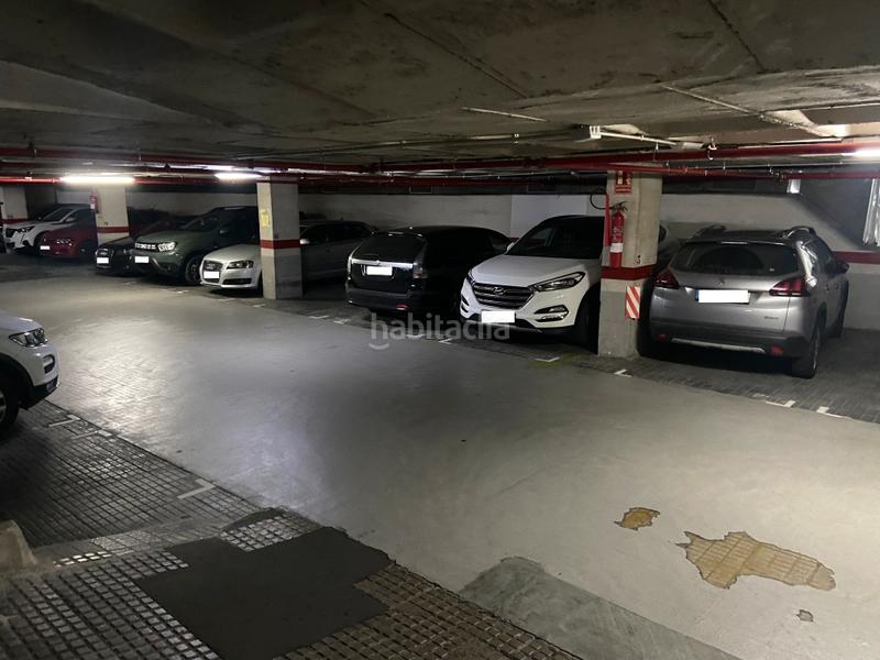 Foto 5b4aaa6c-c5ef-404d-9ba9-1cd733f3e263. Parking coche plaza de parking en camp d en grassot industria en Barcelona