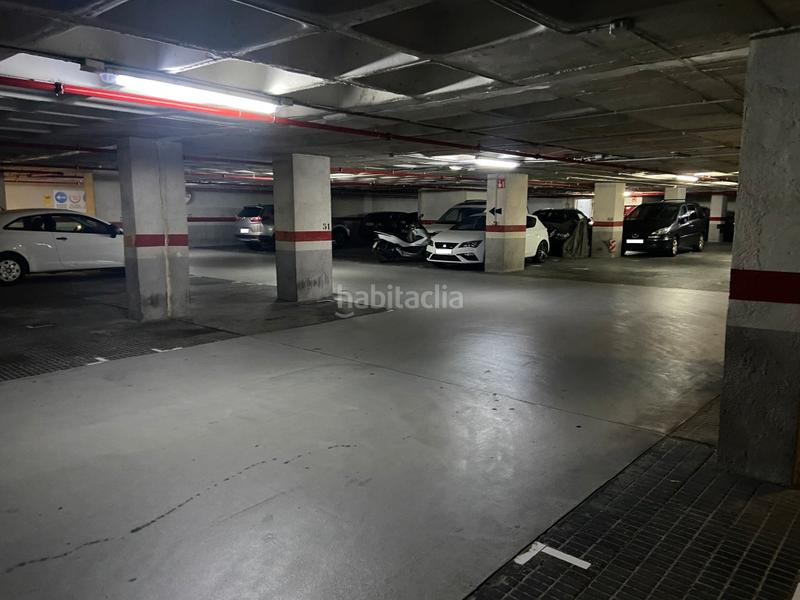 Foto 93597c62-7204-49df-8a36-a40cd738b151. Parking coche plaza de parking en camp d en grassot industria en Barcelona