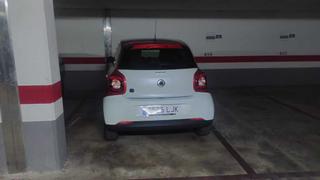 Aparcament cotxe  Avenida jacarandas. Plaza de parking en burjassot en   avenida jacarandas