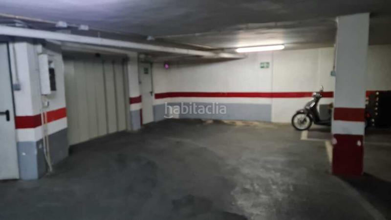 Foto 96682218-5991-4447-a5d7-b10adceedf53. Posto moto in Russafa Valencia