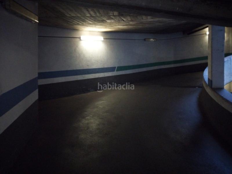 Foto f26aafd3-ac8d-4828-af47-88c2b49c8194. Posto auto in Tres Torres Barcelona