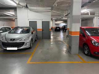 Car parking  Ramon i cajal. Plaza de parking en terrassa en   ramon i cajal