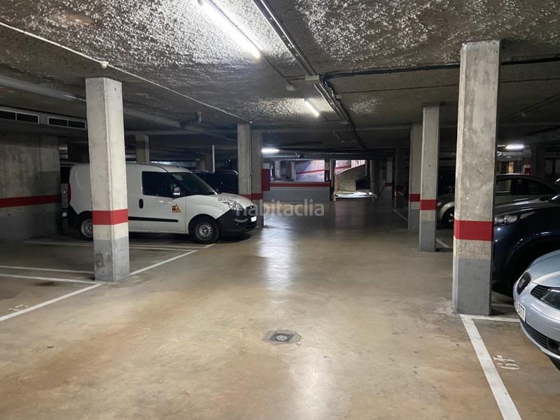 Foto ce0837d0-a60d-4cdb-9867-74d7b045f112. Autoparkplatz in Can Llong Sabadell