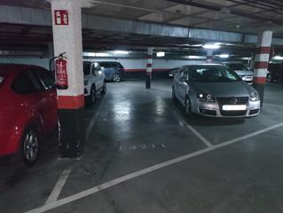 Aparcament cotxe  Avenida del mediterráneo. Plaza de parking en madrid en adelfas  avenida del mediterráneo