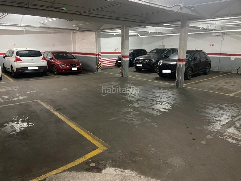 Foto f6f99421-f0a3-472a-86a8-393b3cbefaf8. Parking coche plaza de parking en móra la nova en Barcelona
