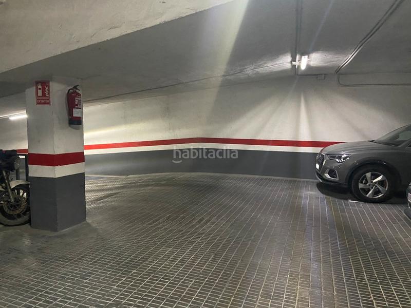 Foto 62fb5cb4-12e1-49ed-ac1e-bd439114f235. Aparcament cotxe a Fort Pienc Barcelona