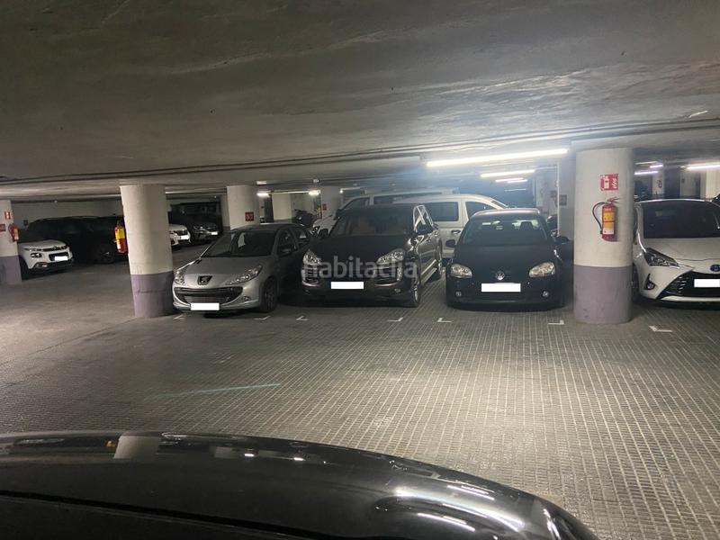 Foto dfc00f13-6237-4838-ad2b-113deaed602c. Autoparkplatz in Putget - Farró Barcelona