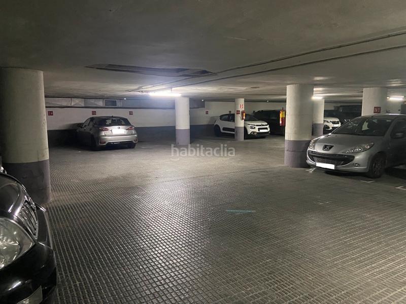 Foto e6bd7b03-cac5-4071-a1a6-b7643cdf62d1. Autoparkplatz in Putget - Farró Barcelona