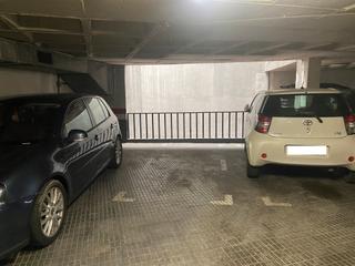 Aparcament cotxe  Viladomat. Plaza de parking en barcelona en sant antoni  viladomat