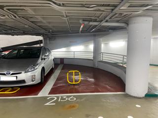 Parking coche en Plaça de les Arts