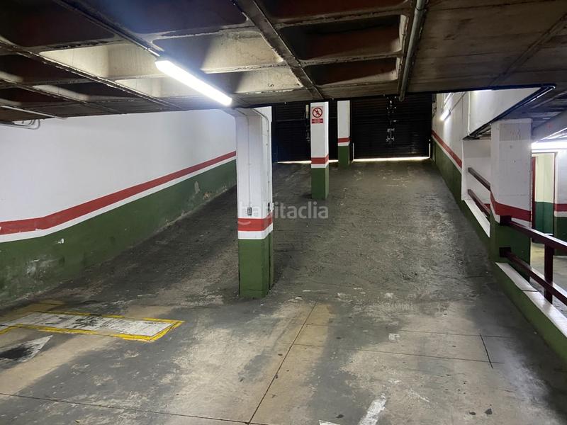 Foto b0ca6926-4e61-4901-b347-22c050fae784. Parking coche plaza de parking en montjuic gran via corts catalanes en Barcelona