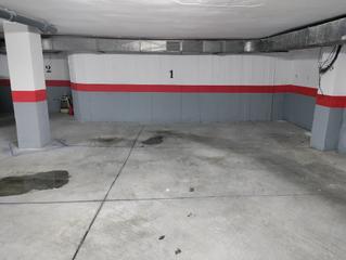 Aparcament cotxe  Plaza de matute. Plaza de parking en madrid en sol  plaza de matute