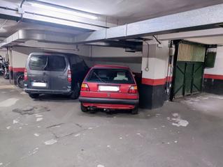 Parking coche  Calle huerta del bayo. Plaza de parking en madrid en   calle huerta del bayo