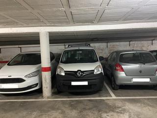 Autoparkplatz  Portal nou. Plaza de parking en barcelona en la ribera i born  portal nou