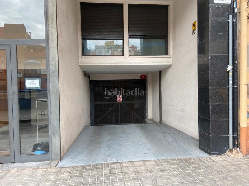 Foto ee870cf7-a3d0-42e0-967b-b17a253d7962. Posto moto in Santa Eulàlia Hospitalet de Llobregat (L´)