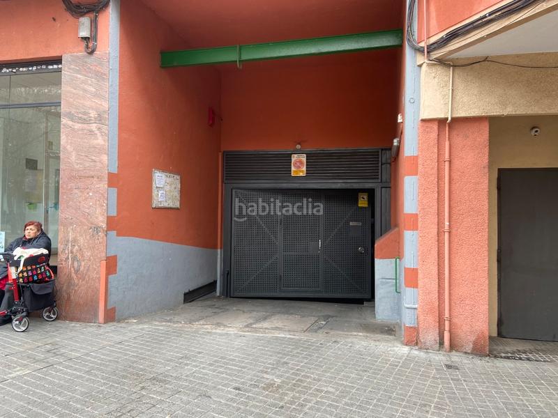 Foto 1111755f-2b38-4103-a076-3f41883f93c0. Parking moto dans Riu Nord Santa Coloma de Gramenet