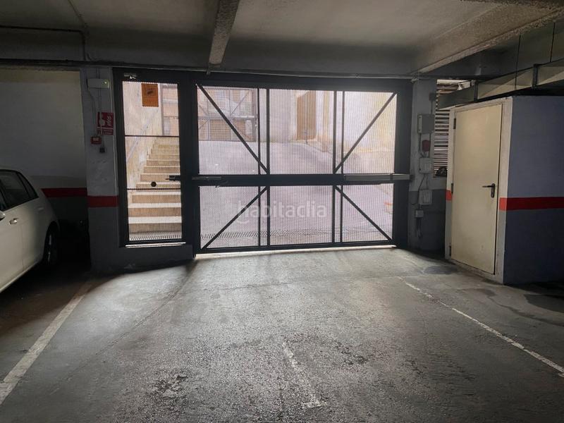 Foto 77bb7e08-35fc-47e2-941f-dc7cfa025094. Parking moto dans Riu Nord Santa Coloma de Gramenet