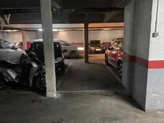 Motorradparkplatz  Major. Plaza de parking en santa coloma de gramanet en centre  major