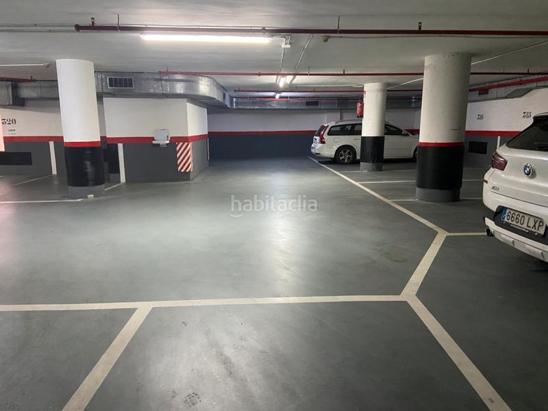 Foto 8081b1a9-61e4-4d4e-8be1-95892691ea27. Parking coche plaza de parking en clot almogavers en Barcelona