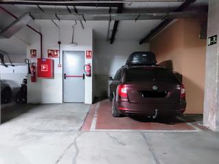 Aparcament cotxe  Calle toques. Plaza de parking en madrid en   calle toques