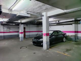 Parking coche en Calle Andrés Tamayo