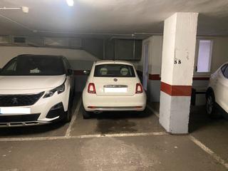 Parking coche  Comte borrell. Plaza de parking en barcelona en eixample esquerra  comte borrel
