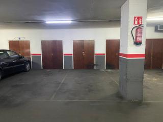 Aparcament cotxe  Casanova. Plaza de parking en barcelona en eixample esquerra  casanova
