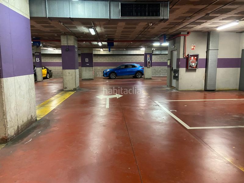 Foto 6f2312c9-ac5a-41ee-ad15-d81d3fc065a6. Autoparkplatz in Centre Hospitalet de Llobregat (L´)