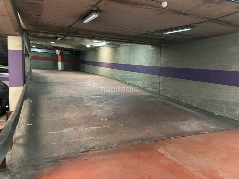 Foto b7f16920-0939-4447-add7-53367723fb46. Autoparkplatz in Centre Hospitalet de Llobregat (L´)