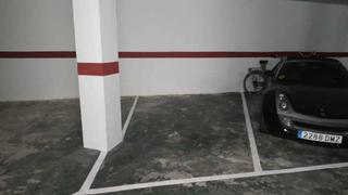 Autoparkplatz  Francisco sempere. Plaza de parking en valencia en russafa  francisco sempere
