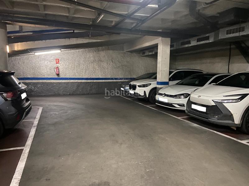 Foto 8fd4d902-8c69-40c5-8a01-eb2bc0824407. Posto auto in Barri de les Corts Barcelona