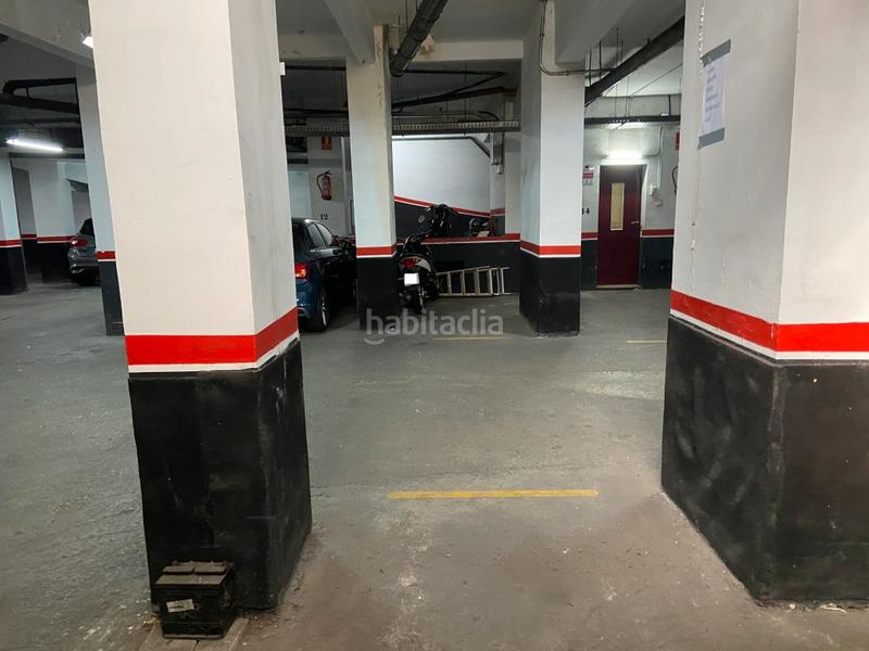 Foto 8bda75d1-c9dc-4c78-b1f7-c96588d9e88f. Posto moto in La Nova Esquerra de l´Eixample Barcelona