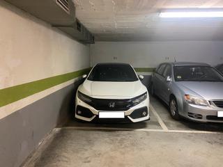 Aparcament cotxe  Casp. Plaza de parking en barcelona en el fort pienc  casp