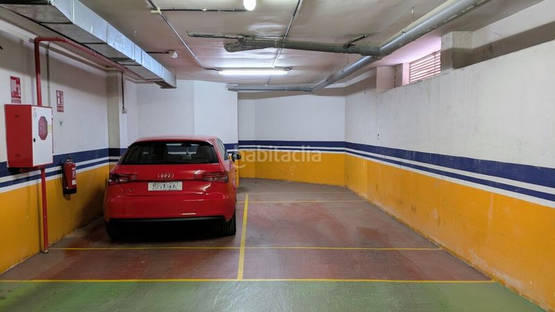 Foto 5074f371-7b34-4fab-bb1c-ea9856fd2160. Aparcament cotxe a Valdeacederas Madrid